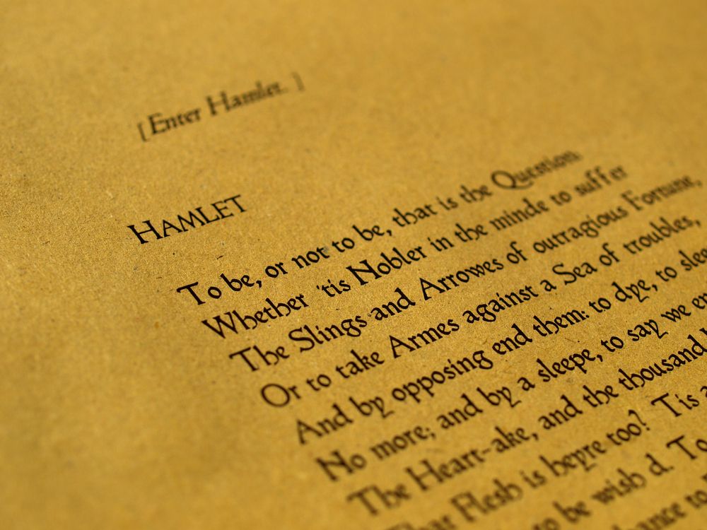 Stratford Upon Avon Theatre Shows: A written excerpt of Hamlet