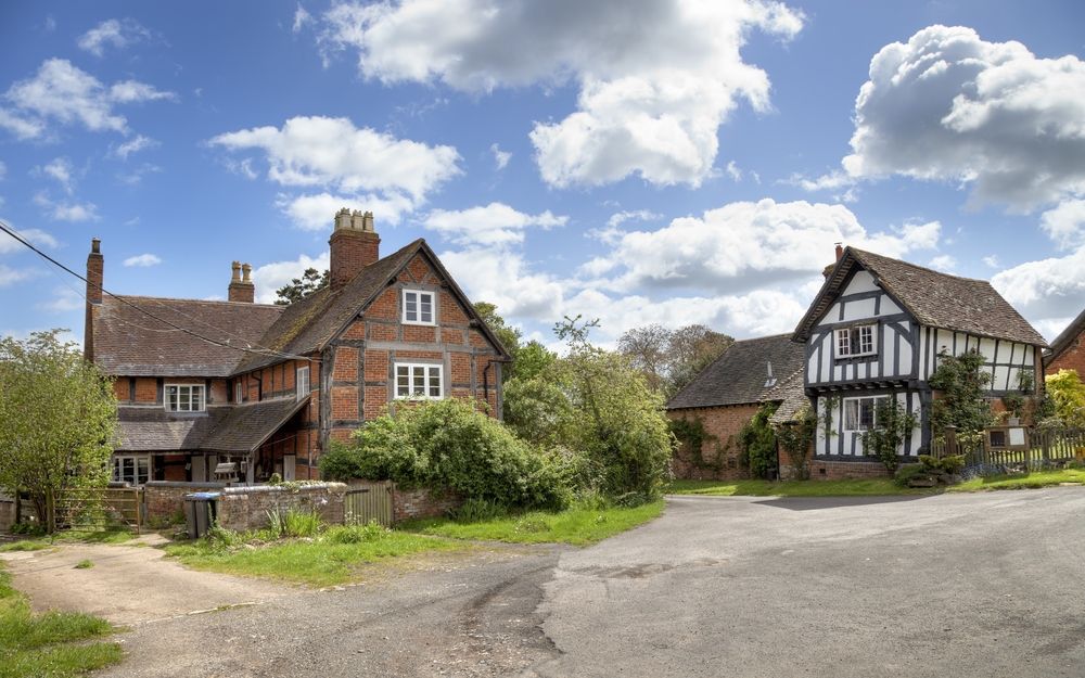 Spring walks: Preston on Stour village